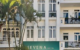 Khách Sạn Seven A